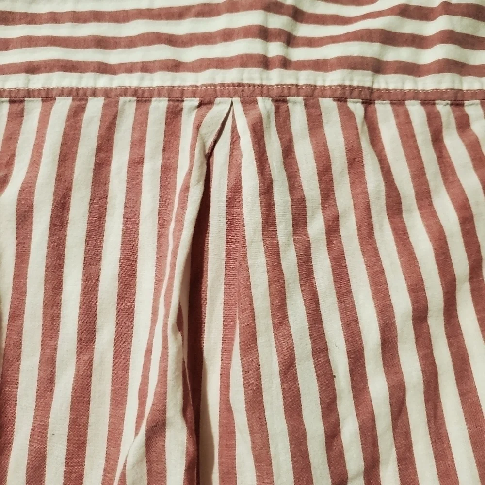 ⛱️ H&M Red and White Strip Button Down Top Beach Nautical Retro ⛱️ - Picture 8 of 8